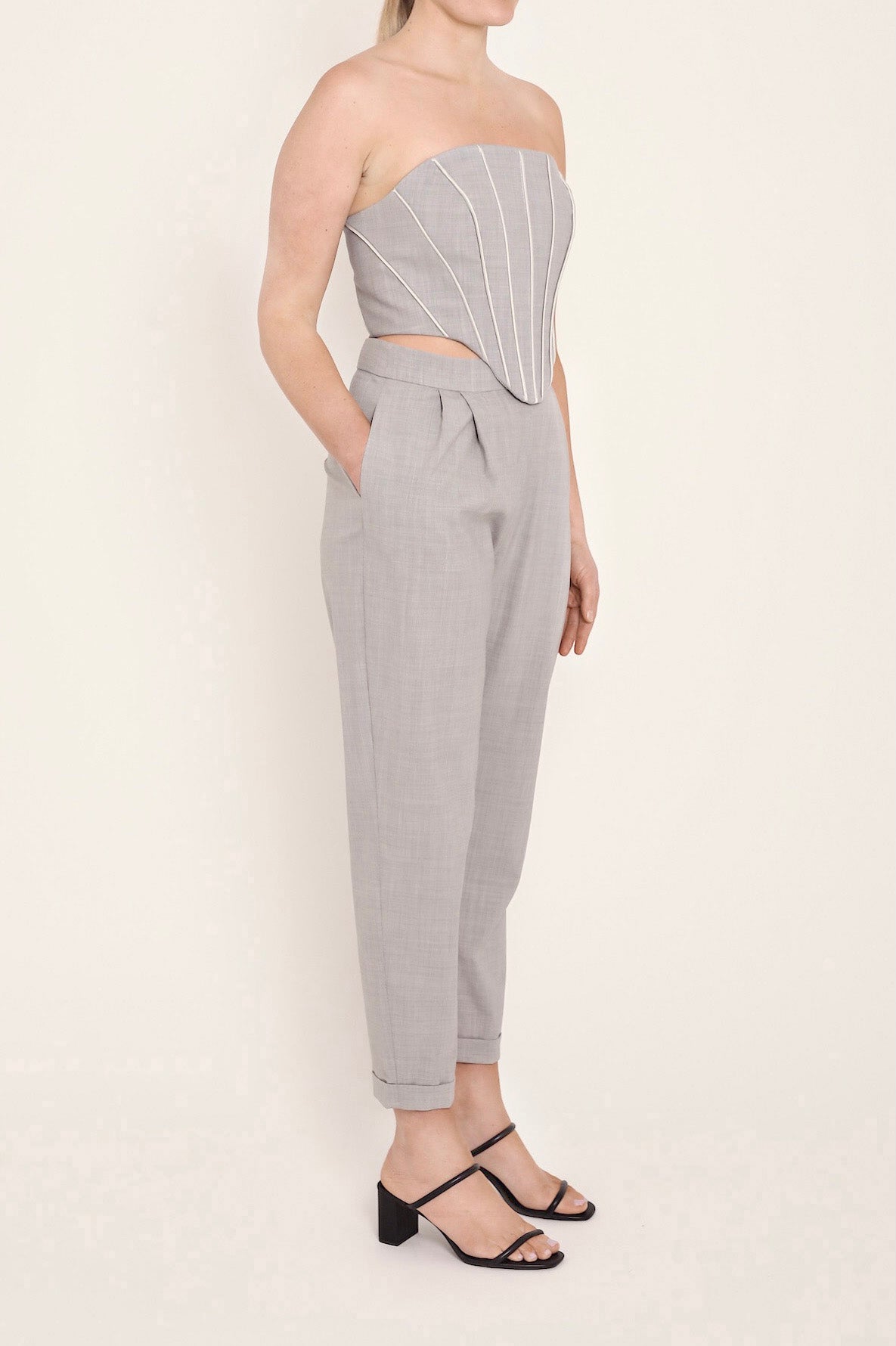 High waisted pleated pant