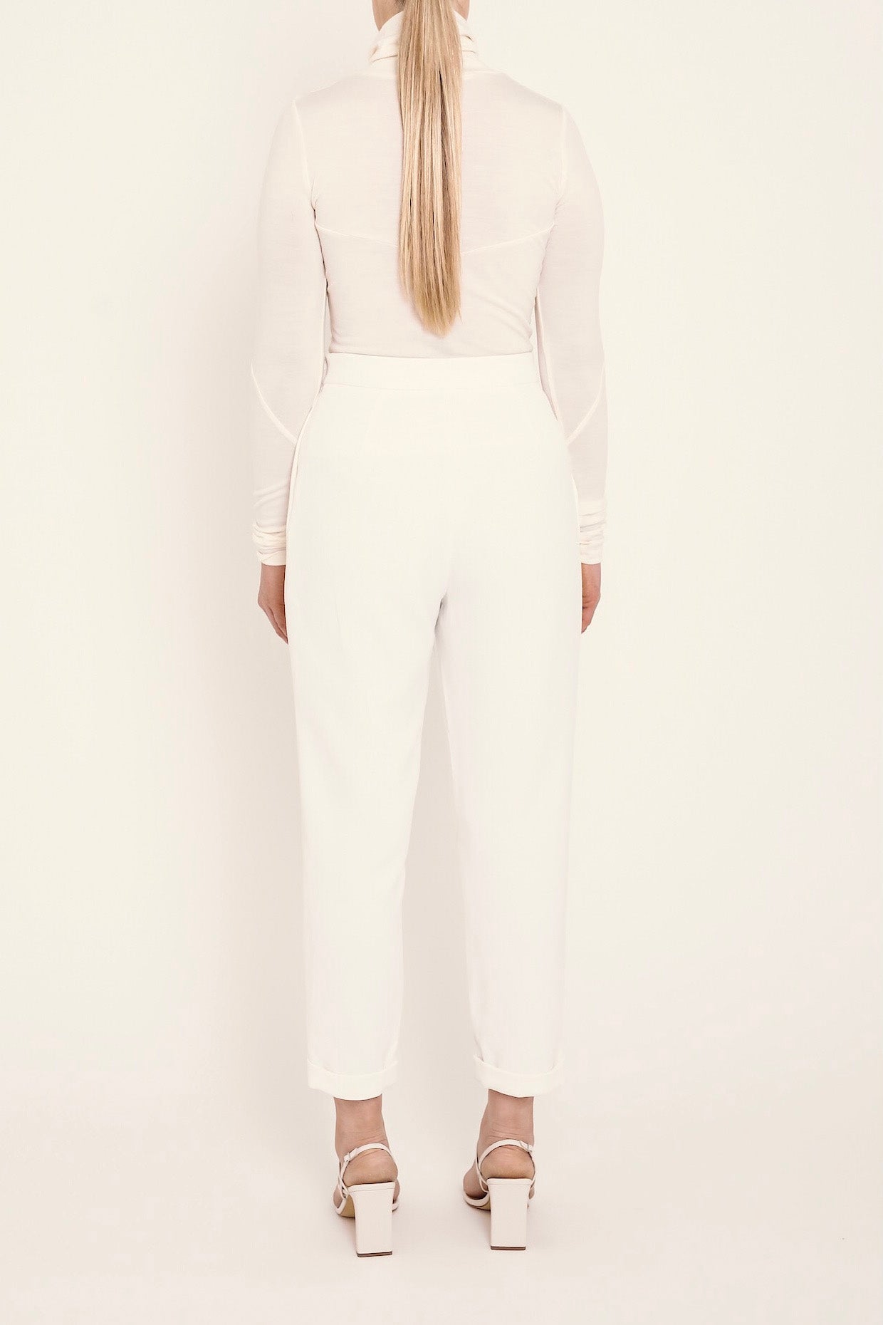 High waisted pleated pant