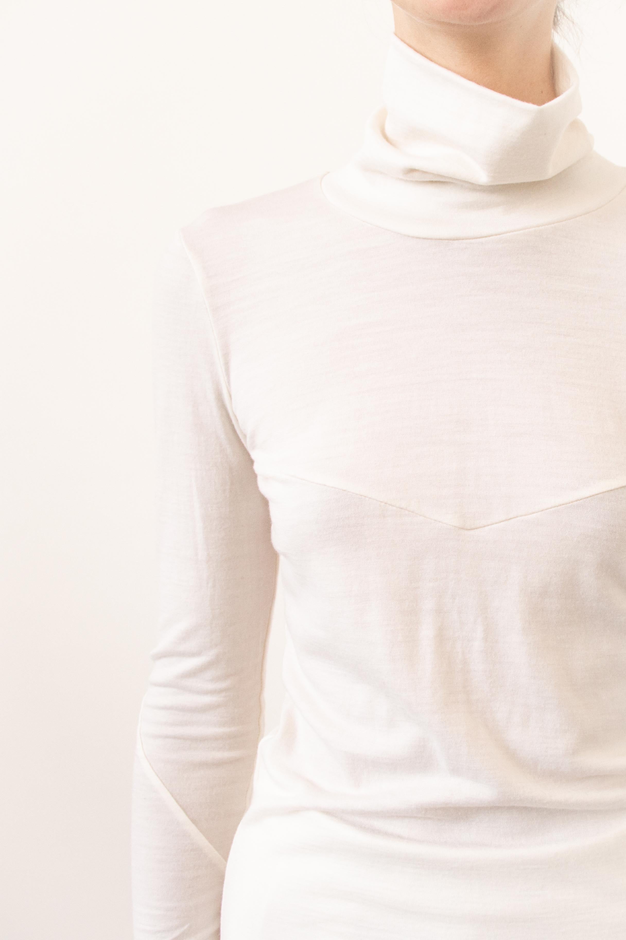 Loading Merino Turtleneck