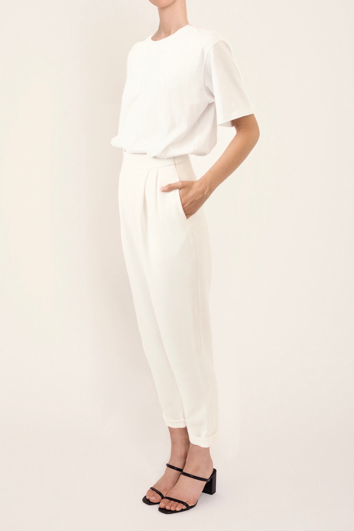 High waisted pleated pant
